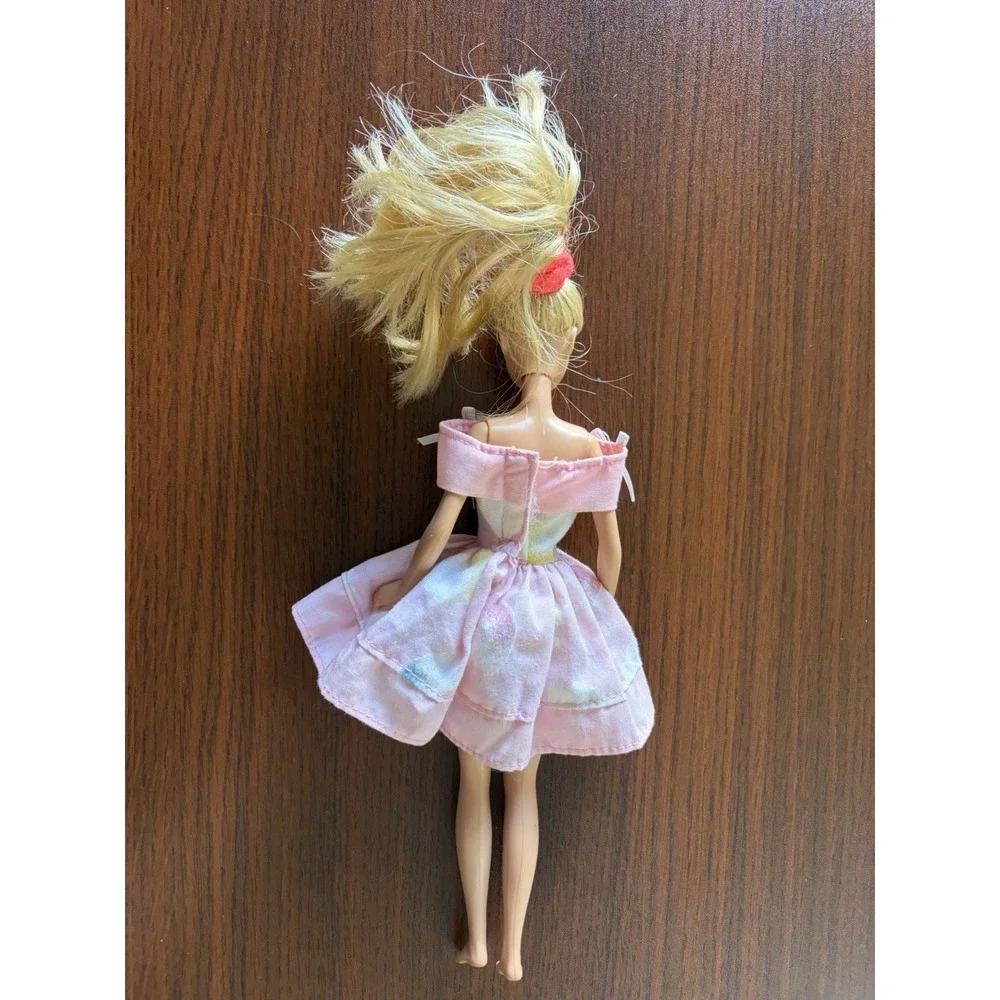 2009 Mattel Barbie Doll Blonde Hair Light Tan Pink Dress
